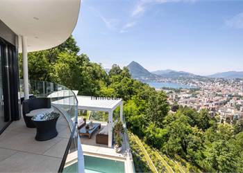 Luxuriöse Villa in Albonago - Lugano